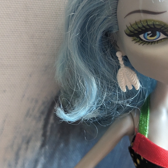 Monster High feat. Ghoulia Yelps - Picture 3 of 7